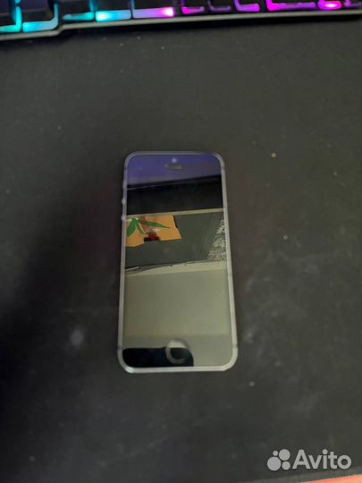 iPhone 5S, 16 ГБ
