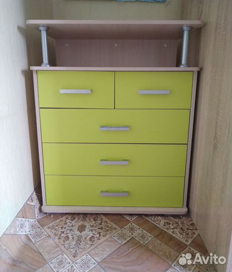 Продам кровать, шкаф, комод