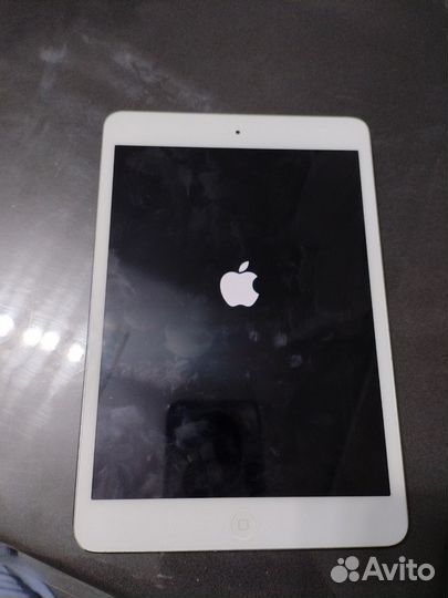 Планшет apple iPad mini 2 бу