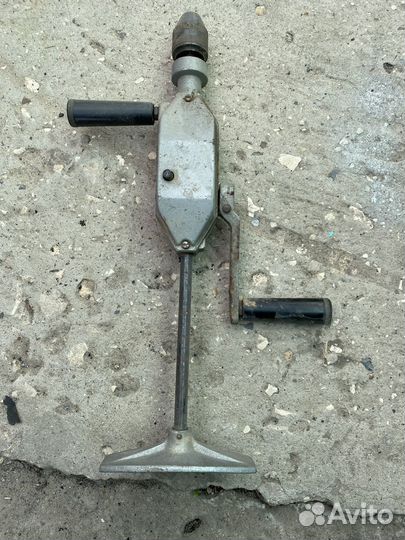 Ручной коловорот дрель