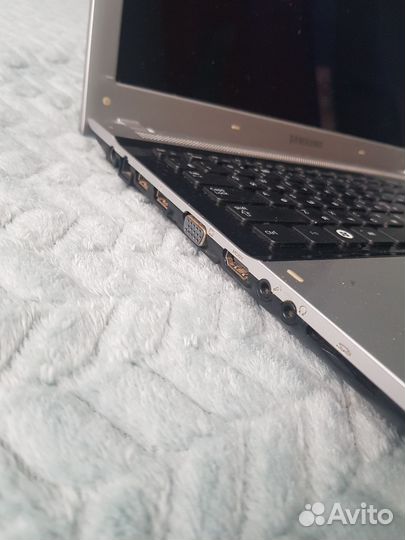 Ноутбук samsung