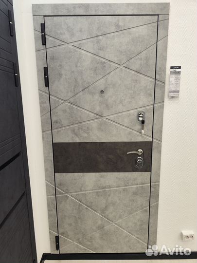 Стальная входная дверь в квартиру