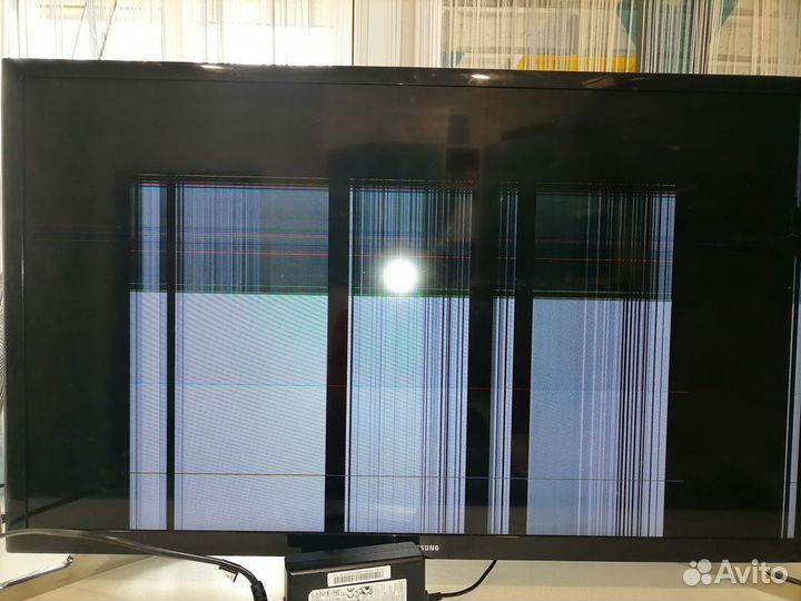 Телевизор на запчасти