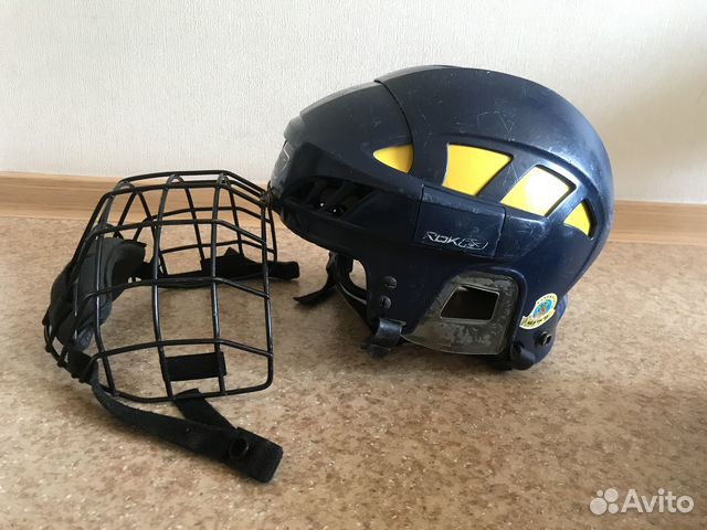 Шлем хоккейный