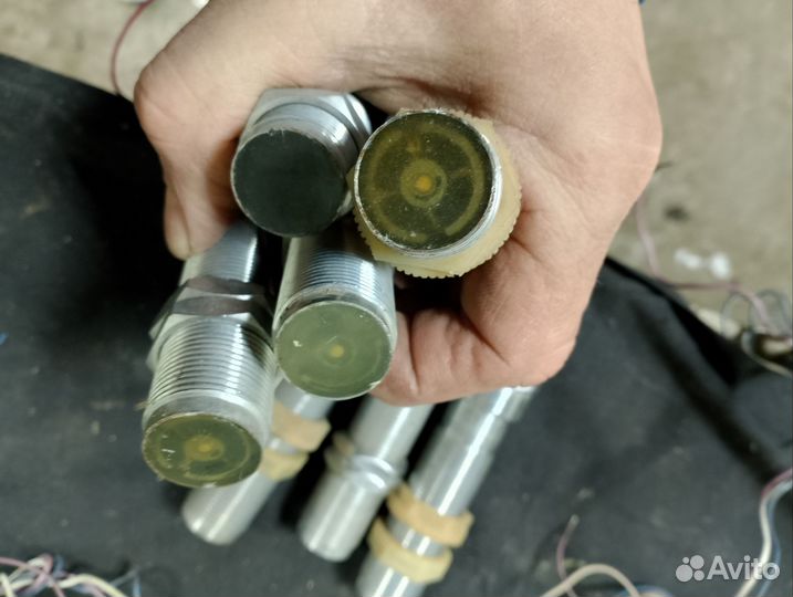 Датчик индуктивный бесконтактный