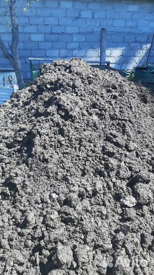 Доставка плодородного грунта камазом, зилом, навоз