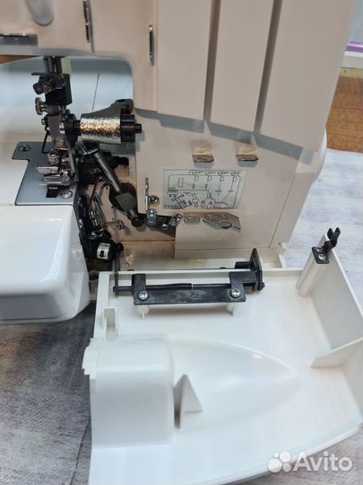 Оверлок для швейной машины