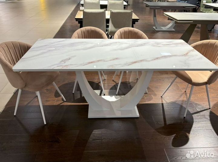 Стол повашимразмерам SVR-45873