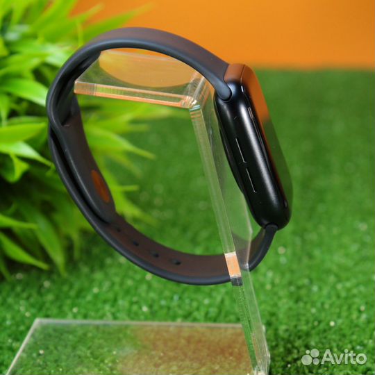 Умные часы Apple Watch SE (2022) 44mm Aluminum Case with Sport Band Midnight