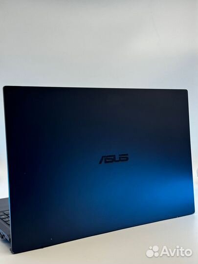 Ноутбук Asus ExpertBook