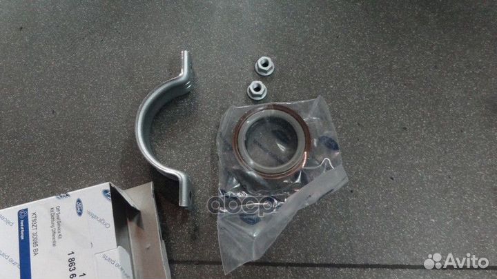 Сальник привода прав.ford focus III (2011) 186