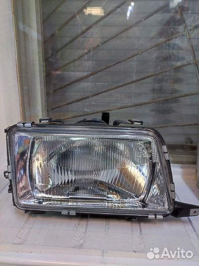 Фара на audi 80 б4
