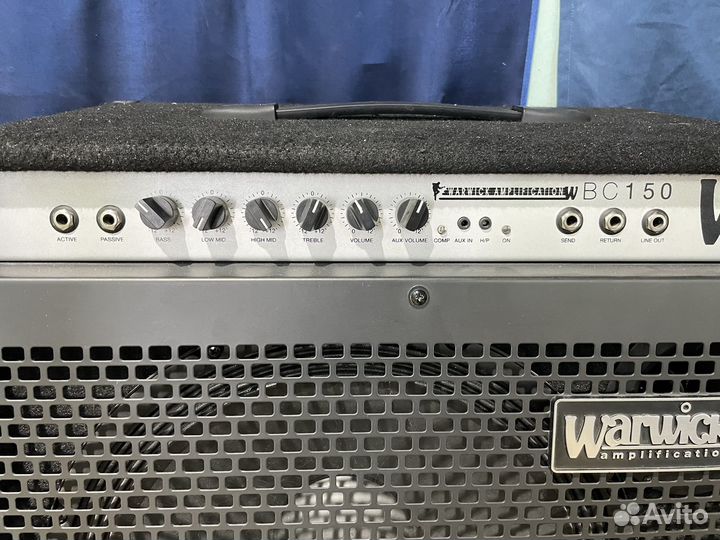 Басовый комбоусилитель warwick