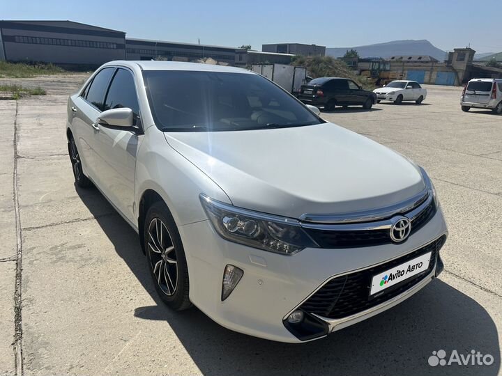 Toyota Camry 2.5 AT, 2017, 140 200 км