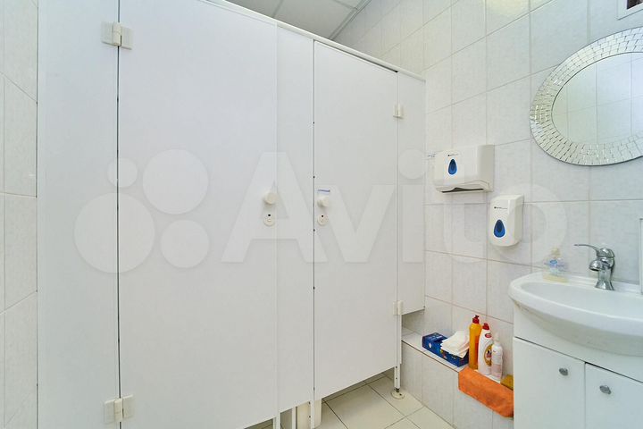 Помещения под частную клинику, бьюти, офис, 162 м²