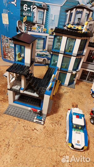 Lego city полицейский участок 60141