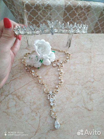 Колье, серьги и диадема, браслет