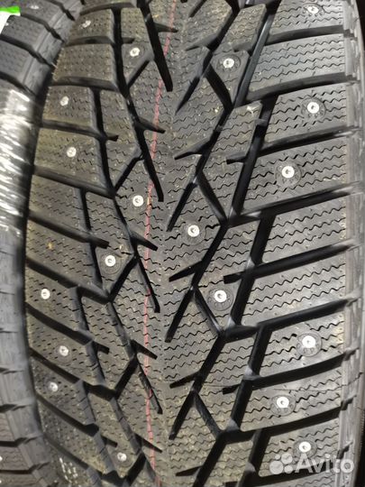 DoubleStar DW01 235/55 R18 100T