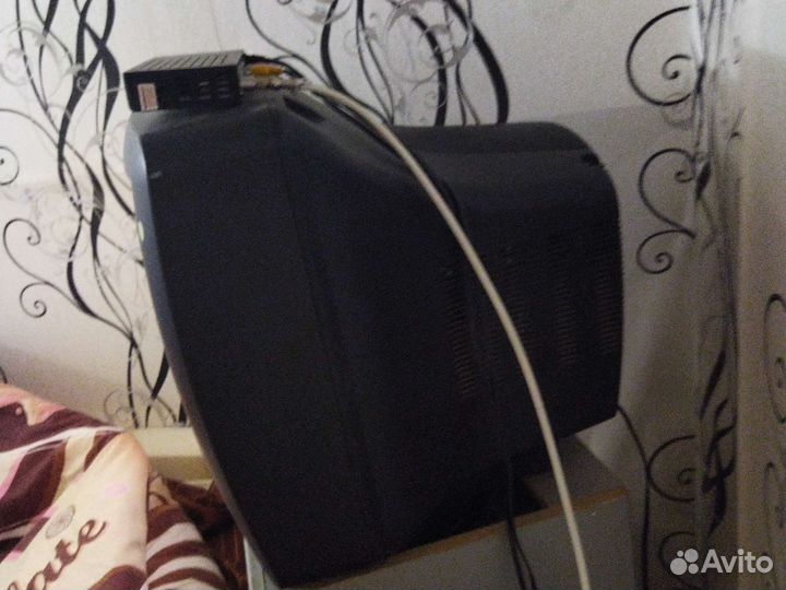 Телевизор