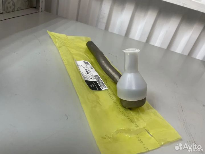 Рулевой наконечник Mercedes W251 A2513300703