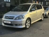 Toyota Ipsum 2.4 AT, 2001, 335 000 км, с пробегом, цена 650 000 руб.