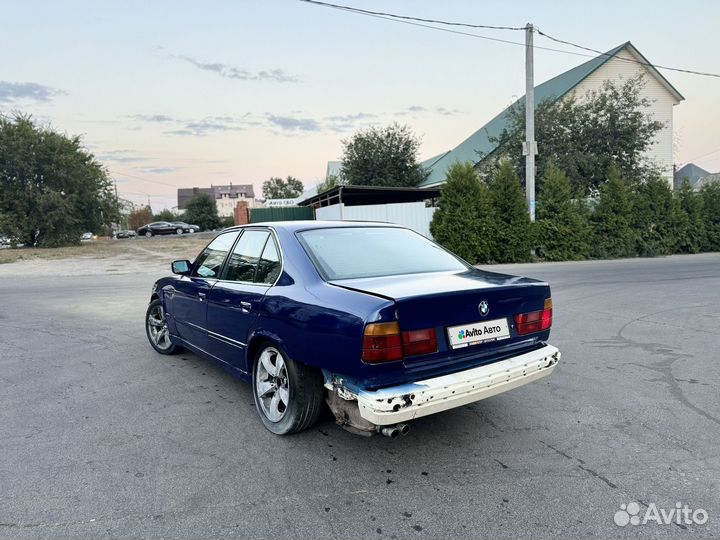 BMW 5 серия 2.5 МТ, 1990, 123 456 км