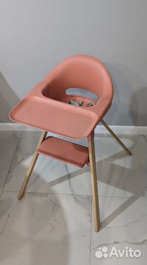 Стульчик для кормления stokke