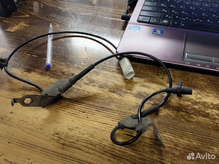 Датчик abs передний левый мх5