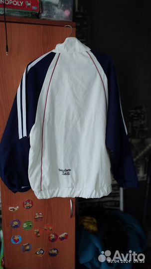 Ветровка ретро