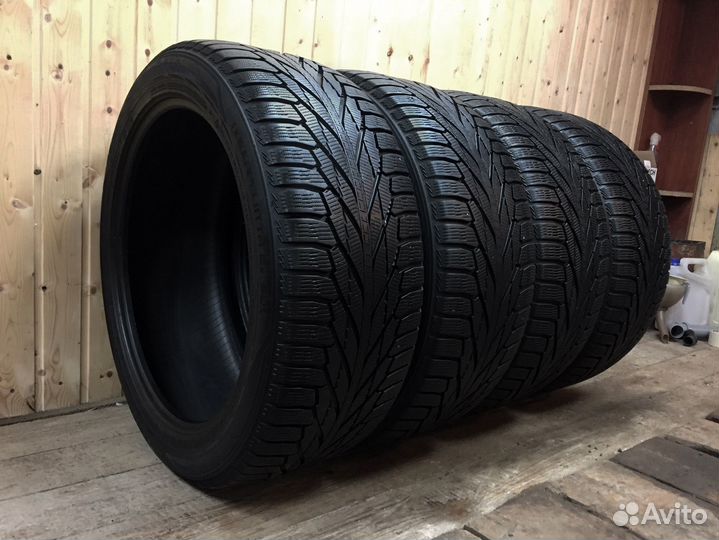 Nokian Tyres Hakkapeliitta R2 245/50 R20