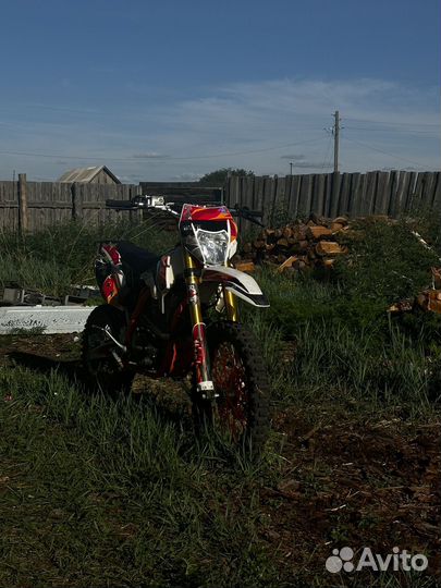 Мотоцикл Эндуро