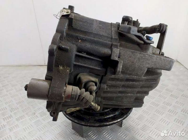 Кпп механическая (МКПП) 5-ступенчатая 1023706 Volv