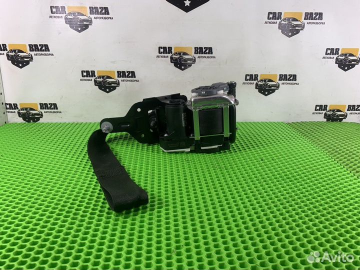 Ремень безопасности передний правый R