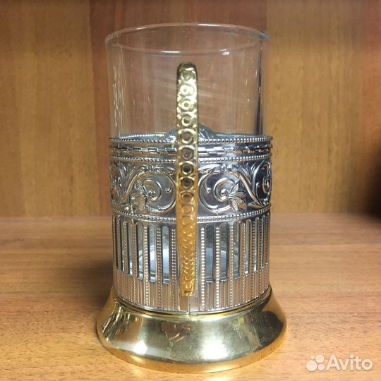 Подстаканник со стаканом