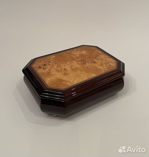 Шкатулка для украшений / Музыкальная / Италия