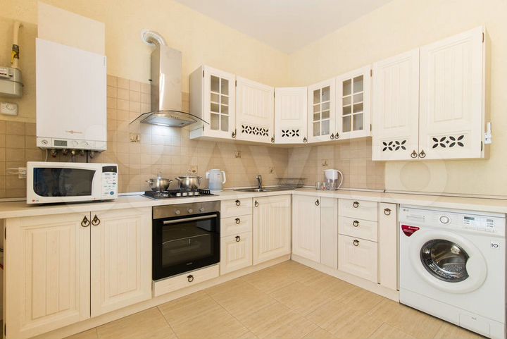 1-к. квартира, 57 м², 2/4 эт.