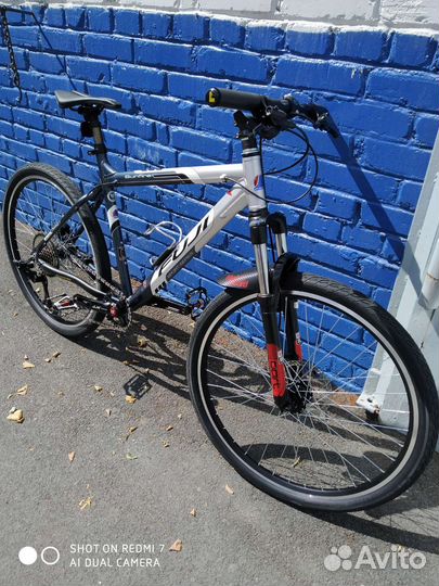 Велосипед AL fuji, rock shox, гидравлика, 1х10