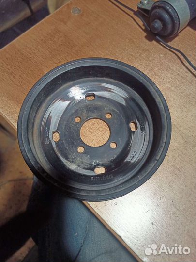 Шкив помпы Фольксваген туарег 7l