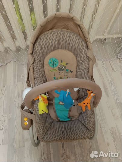 Шезлонг детский