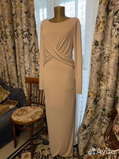 Платье в пол