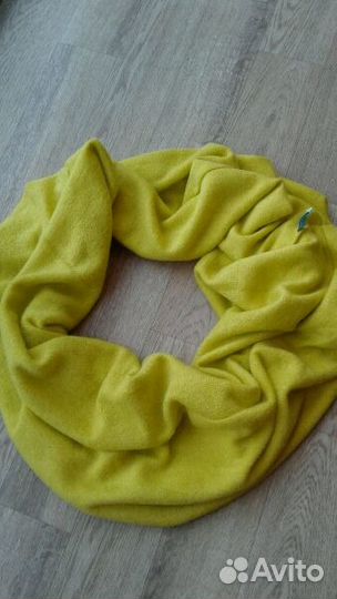 Снуп ярко желтого цвета