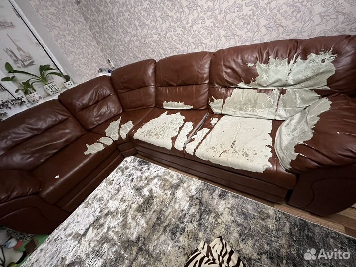 Угловой диван