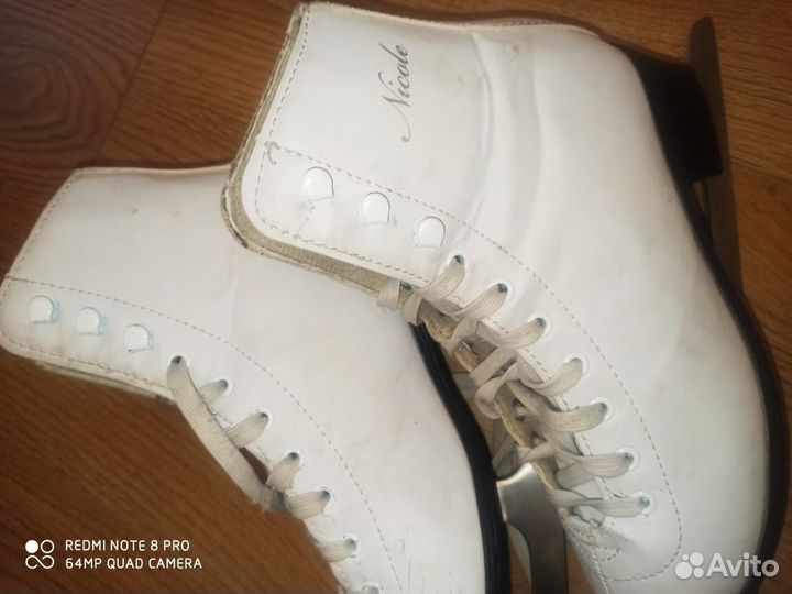 Коньки фигурные36