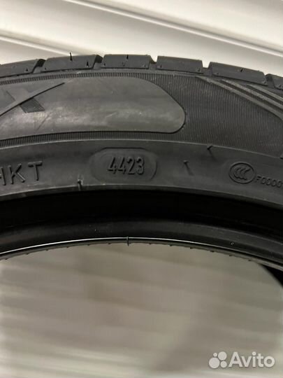 Greentrac Quest-X 205/50 R17 93Y