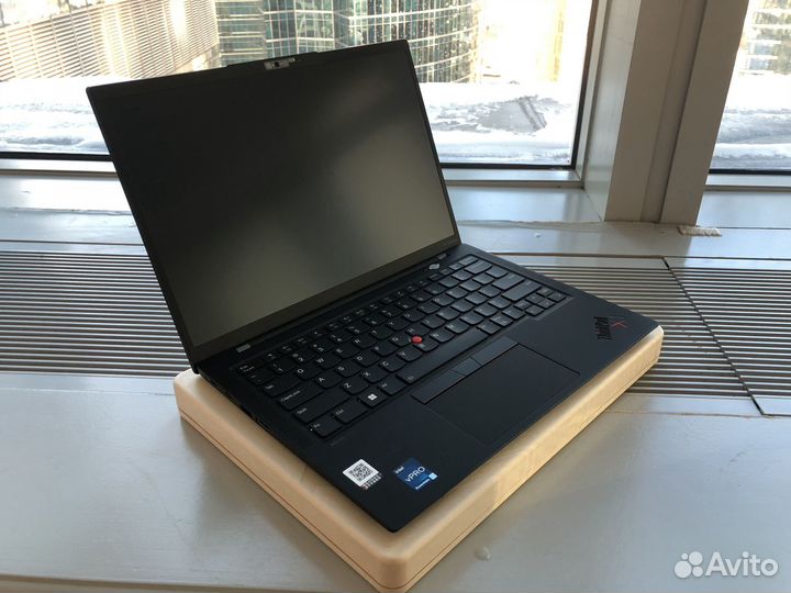 Lenovo ThinkPad X1 Nano Gen2 13” Core i5 -1240