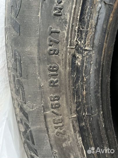 Pirelli Ice Zero 215/55 R16