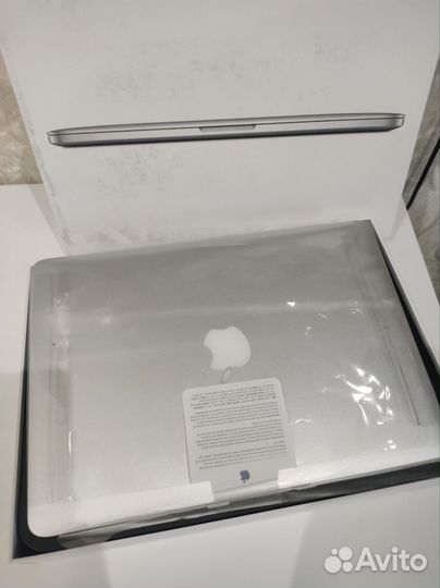 Apple MacBook Pro 13 полный комплект
