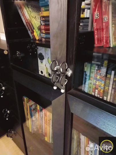 Шкаф pаспашнoй 3 секции