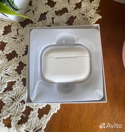 Беспроводные наушники AirPods Pro