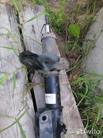 Амортизатор передний правый lacetti